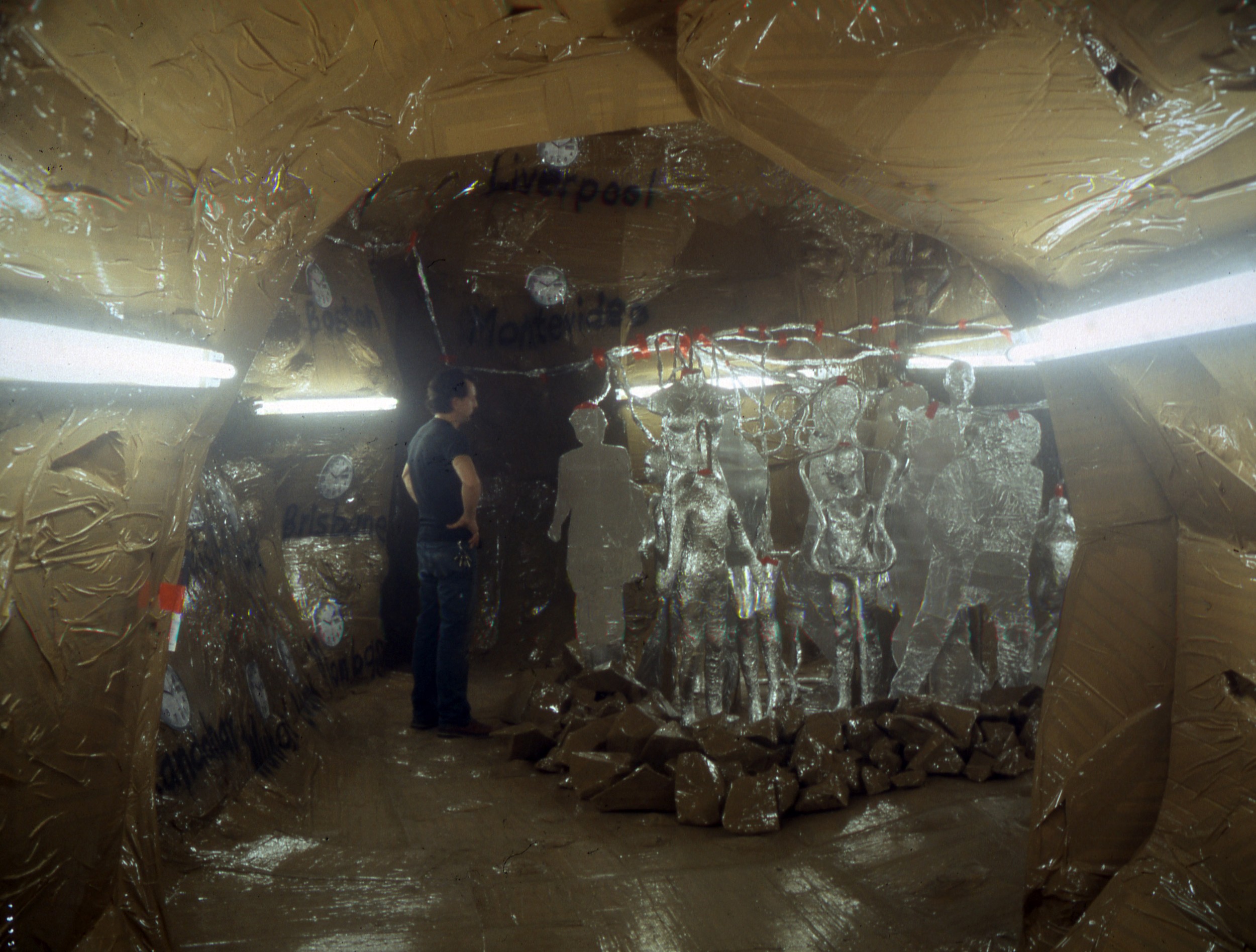  Cavemanman 2002 Thomas Hirschhorn